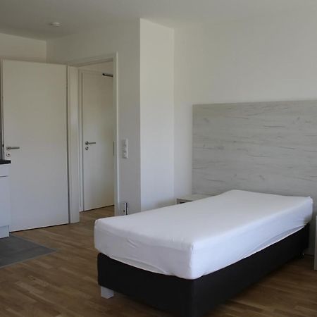 2 Zimmer Apartment Mit Bis Zu 4 Einzelbetten In Der Land Of Living Kelheim Luaran gambar